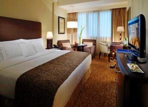 تور دبی هتل شرایتون دیره - آژانس هواپیمایی و مسافرتی آفتاب ساحل آبی 